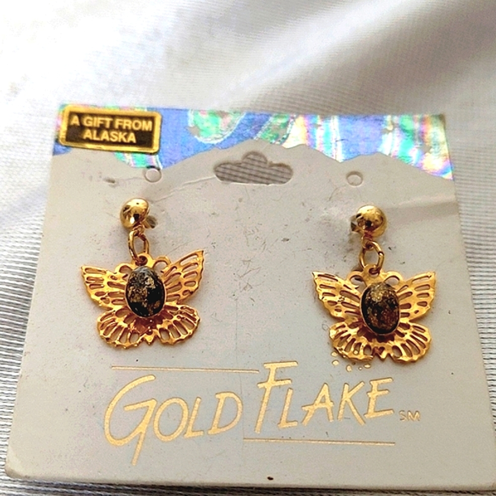 Goldflake NWT butterfly earrings